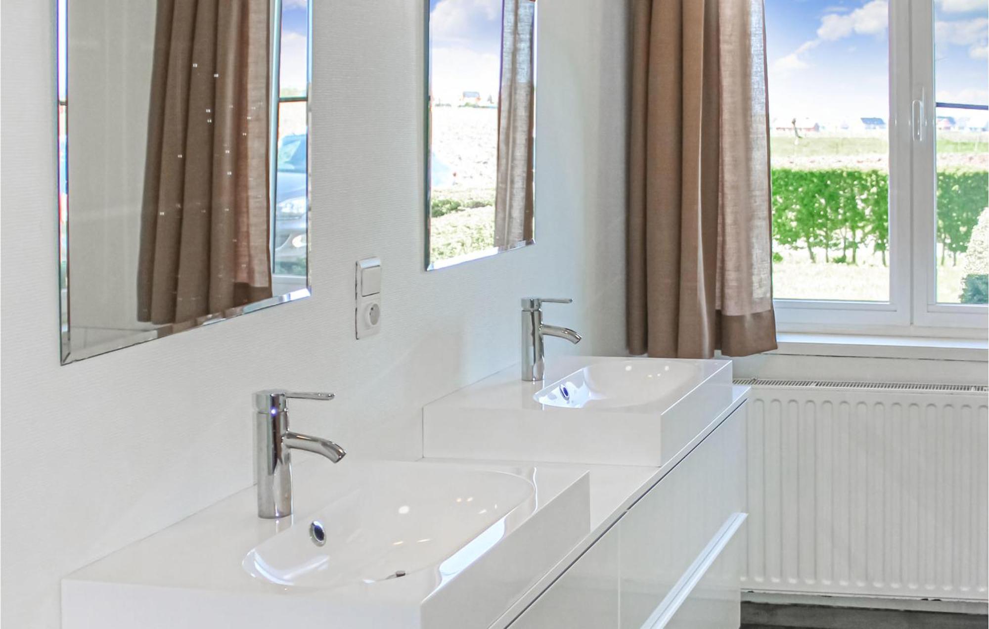 Beautiful Home In Diksmuide With Wifi ภายนอก รูปภาพ